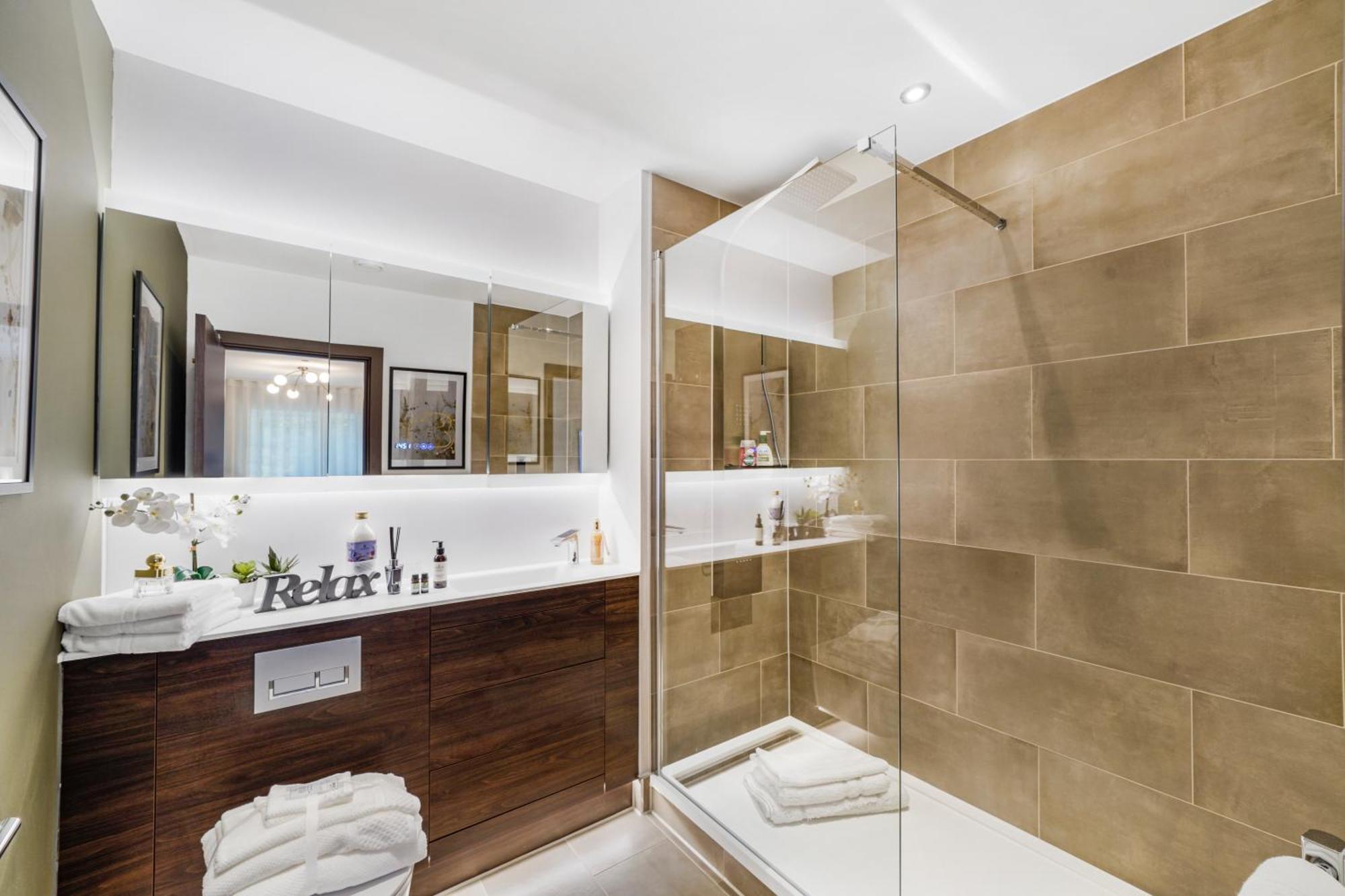 The Waterhouse Avenue By Kandara 5 Star City Home In Maidstone Eksteriør billede